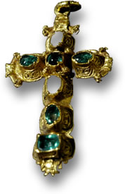Une croix d'émeraude et d'or de Nuestra Señora de Atocha