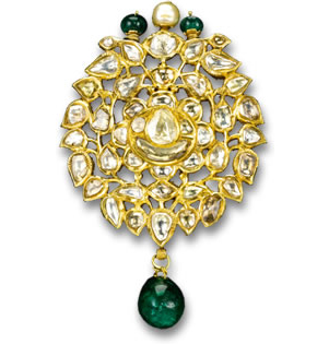 Pendentif/broche Kundan traditionnel avec diamants, perle et émeraudes