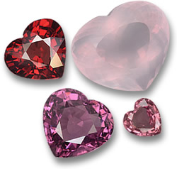 Gemme d'amore: granato piropo, quarzo rosa, granato rodolite e cuori di zaffiro rosa