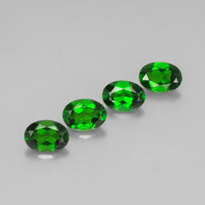 3.48 ct total Natural Green Chrome Diopside