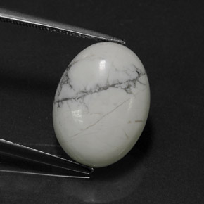 7.96 ct Natural Greyish White Howlite