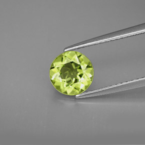 1.21 ct Natural Lively Green Peridot