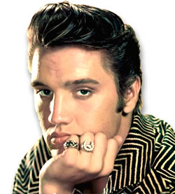 Elvis, el rey del rock & roll con anillos de piedras preciosas