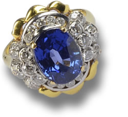 Anillo de oro engastado con zafiro azul de Ceilán y diamante