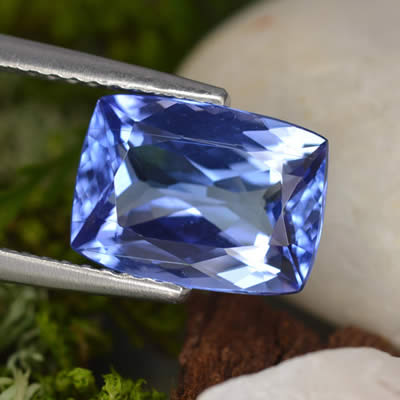 Cushion-Cut Tanzanite Gemstone