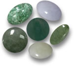 Grupo de piedras preciosas de jade