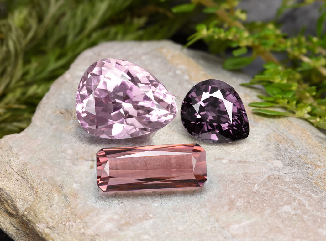 Gemmes de kunzite, spinelle et tourmaline