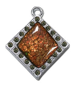 Ciondolo in ammolite romboidale