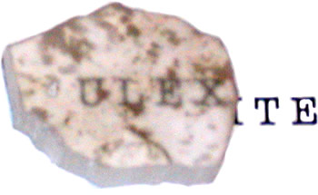 Ulexite الخام يحيل النص