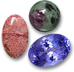 Grupo de piedras preciosas de zoisita