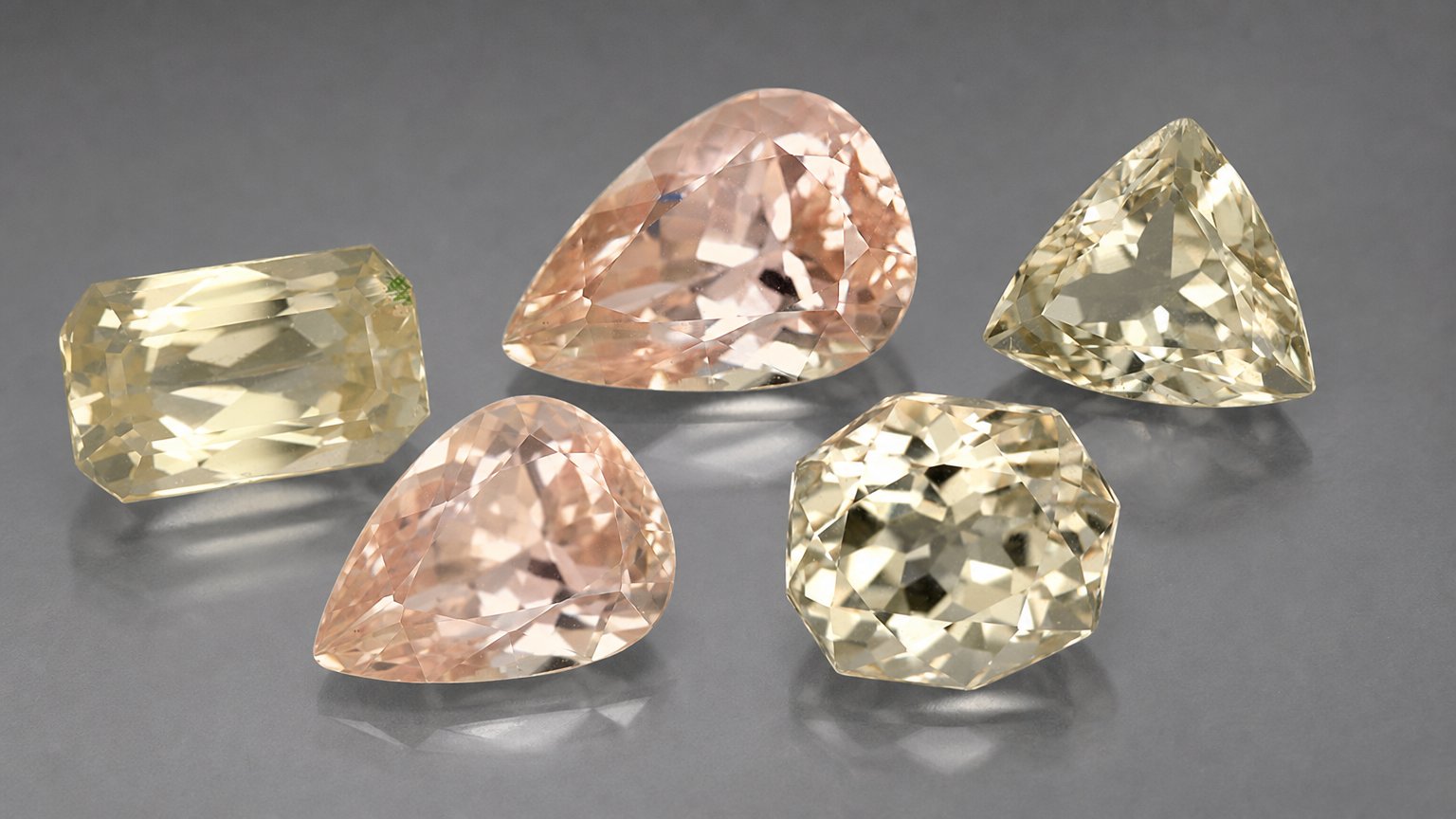 Natural Spodumene gemstones - buying guide
