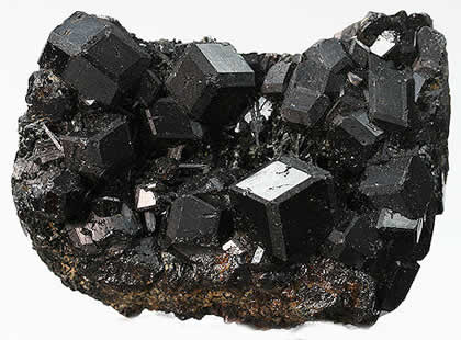 Cristalli di melanite