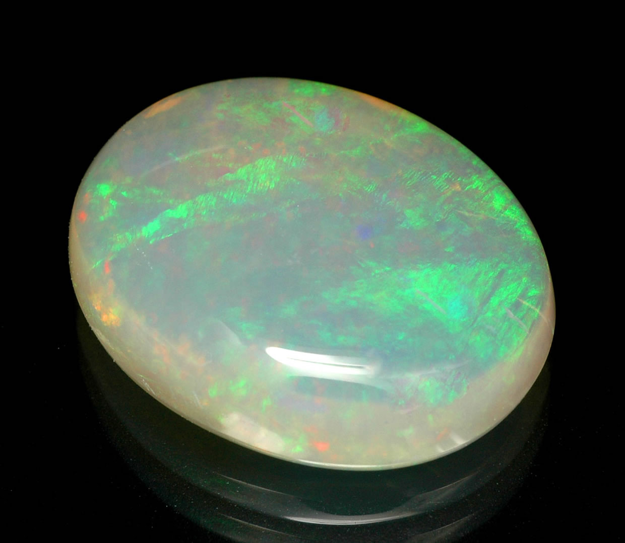 How do you determine the value of an opal?
