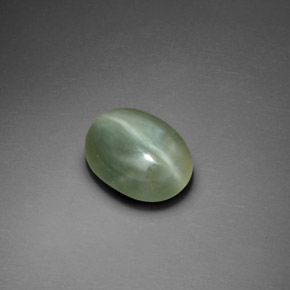 Actinolite Cat's Eye Gemstone in 10 x 8 mm (calibrated) Size for Sale, Actinolite Cat's Eye Stone in Green Color
