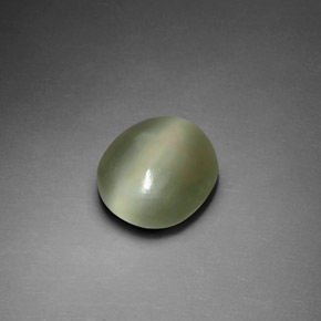 2.33 ct Green Actinolite Cat's Eye Gemstone, Actinolite Cat's Eye Gem in Oval Cabochon Shape for Sale.