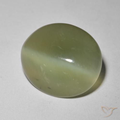6.09 ct Green Actinolite Cat's Eye Stone, Natural Actinolite Cat's Eye in Oval Cabochon Shape for Sale