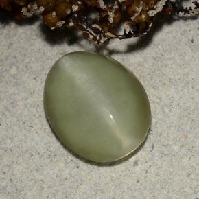2.40 ct Green Actinolite Cat's Eye Gemstone, Actinolite Cat's Eye Gem in Oval Cabochon Shape for Sale.