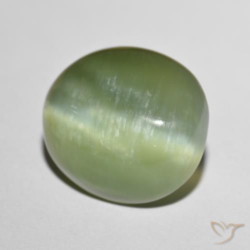 8.75 ct Green Actinolite Cat's Eye Stone, Natural Actinolite Cat's Eye in Oval Cabochon Shape for Sale