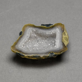 6.18 ct Multicolor Agate Geode Gemstone, Agate Geode Gem in N/A Shape for Sale.