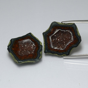 35.63 ct Multicolor Agate Geode Gemstone, Agate Geode Gem in Flat Crystal Matrix Shape for Sale.