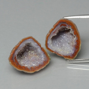 13.88 ct Multicolor Agate Geode Gemstone, Agate Geode Gem in Flat Crystal Matrix Shape for Sale.