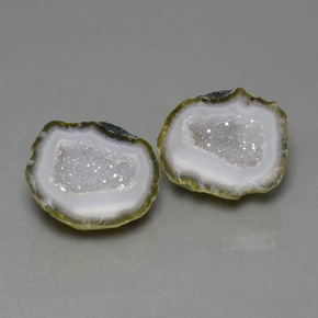 30.45 ctw Multicolor Agate Geode Stones, Natural Agate Geode in Fancy Crystal Cluster Shape for Sale