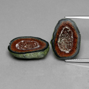 15.77 ct Multicolor Agate Geode Gemstone, Agate Geode Gem in Fancy Crystal Cluster Shape for Sale.