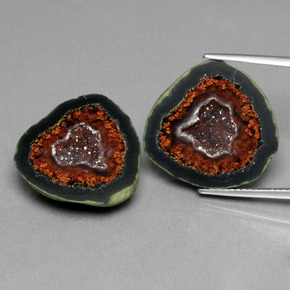 32.67 ct Multicolor Agate Geode Gemstone, Agate Geode Gem in Fancy Crystal Cluster Shape for Sale.