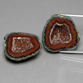 39.63 ct Multicolor Agate Geode Gemstone, Agate Geode Gem in Fancy Crystal Cluster Shape for Sale.