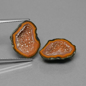 11.06 ct Multicolor Agate Geode Gemstone, Agate Geode Gem in Fancy Crystal Cluster Shape for Sale.