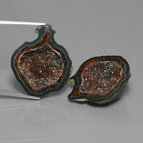 35.03 ct Multicolor Agate Geode Gemstone, Agate Geode Gem in Fancy Crystal Cluster Shape for Sale.