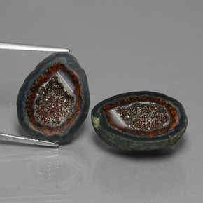 39.33 ct Multicolor Agate Geode Gemstone, Agate Geode Gem in Fancy Crystal Cluster Shape for Sale.