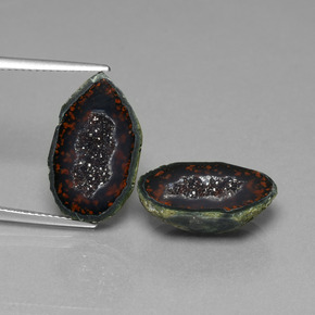 13.82 ct Multicolor Agate Geode Gemstone, Agate Geode Gem in Fancy Crystal Cluster Shape for Sale.