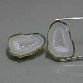 Mehrfarbig Achat-Geode Edelstein - 13.9ct Ausgefallene Kristall-Cluster (ID: 454758)