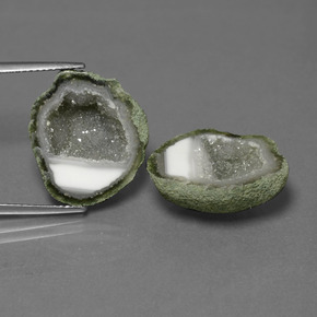 20.20 ctw Multicolor Agate Geode Gemstones, Agate Geode Gems in Fancy Crystal Cluster Shape for Sale.