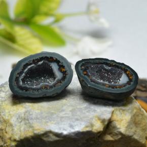 38.73 ctw Multicolor Agate Geode Stones, Natural Agate Geode in Fancy Crystal Cluster Shape for Sale