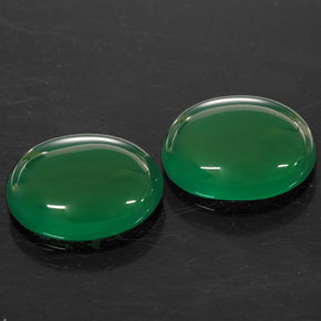 4.99 ct Green Agate Stone, Natural Agate in Oval Cabochon Shape for Sale