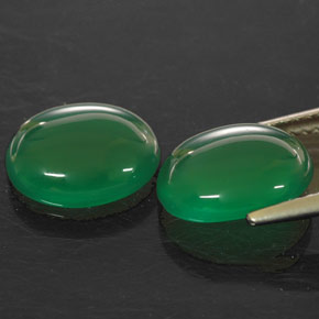 Agate Gemstone in 11 x 9 mm (calibrated) Size for Sale, Agate Stone in Green Color
