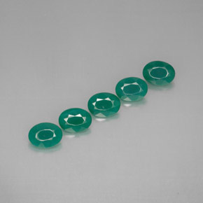 5.44 ct Green Agate Stone, Natural Agate in Oval Facet Shape for Sale
