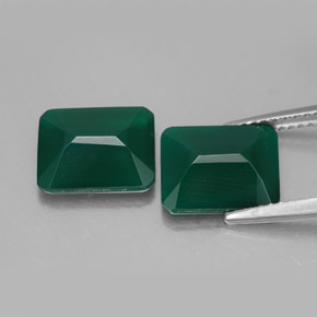Agate Gemstone in 10 x 8 mm (calibrated) Size for Sale, Agate Stone in Green Color