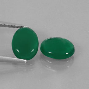 2.69 ct Green Agate Stone, Natural Agate in Oval Cabochon Shape for Sale