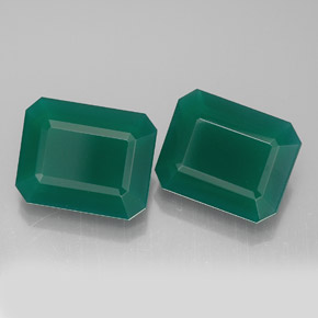 4.22 ct Green Agate Stone, Natural Agate in Octagon Facet Shape for Sale