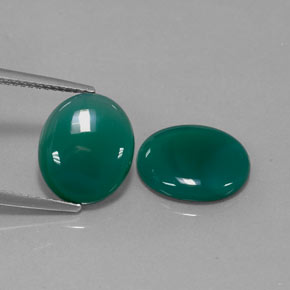 5.91 ct Green Agate Gemstone, Agate Gem in Oval Cabochon Shape for Sale.