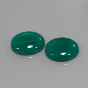 6.04 ct Green Agate Stone, Natural Agate in Oval Cabochon Shape for Sale
