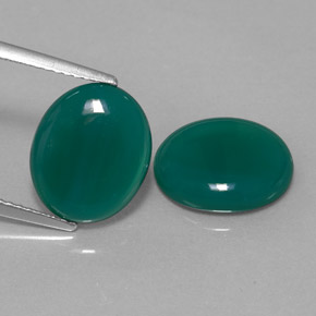6.16 ct Green Agate Gemstone, Agate Gem in Oval Cabochon Shape for Sale.