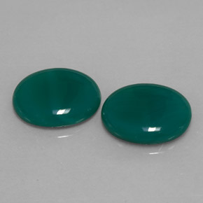 5.71 ct Green Agate Stone, Natural Agate in Oval Cabochon Shape for Sale