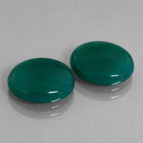 6.22 ct Green Agate Stone, Natural Agate in Oval Cabochon Shape for Sale