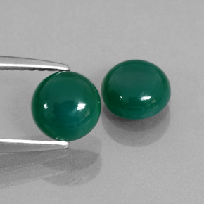 1.60 ct Green Agate Gemstone, Agate Gem in Round Cabochon Shape for Sale.