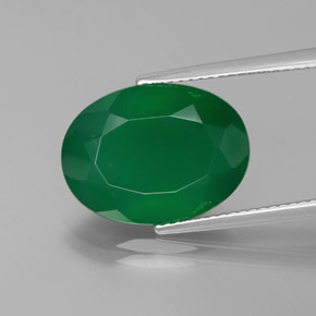 7.27 ct Green Agate Gemstone, Agate Gem in Oval Facet Shape for Sale.