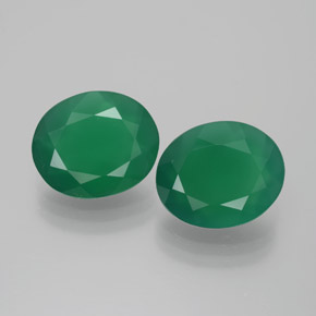 6.33 ct Green Agate Gemstone, Agate Gem in Oval Facet Shape for Sale.